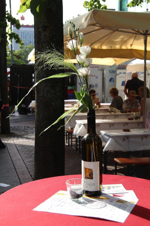 Gaestehaus Und Weingut Bernd Frieden Nittel Luaran gambar
